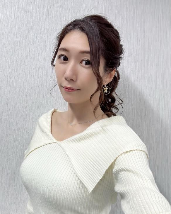 这么美的主播 我天天看天气预报！正妹穗川果音美照 Facebook-第1张