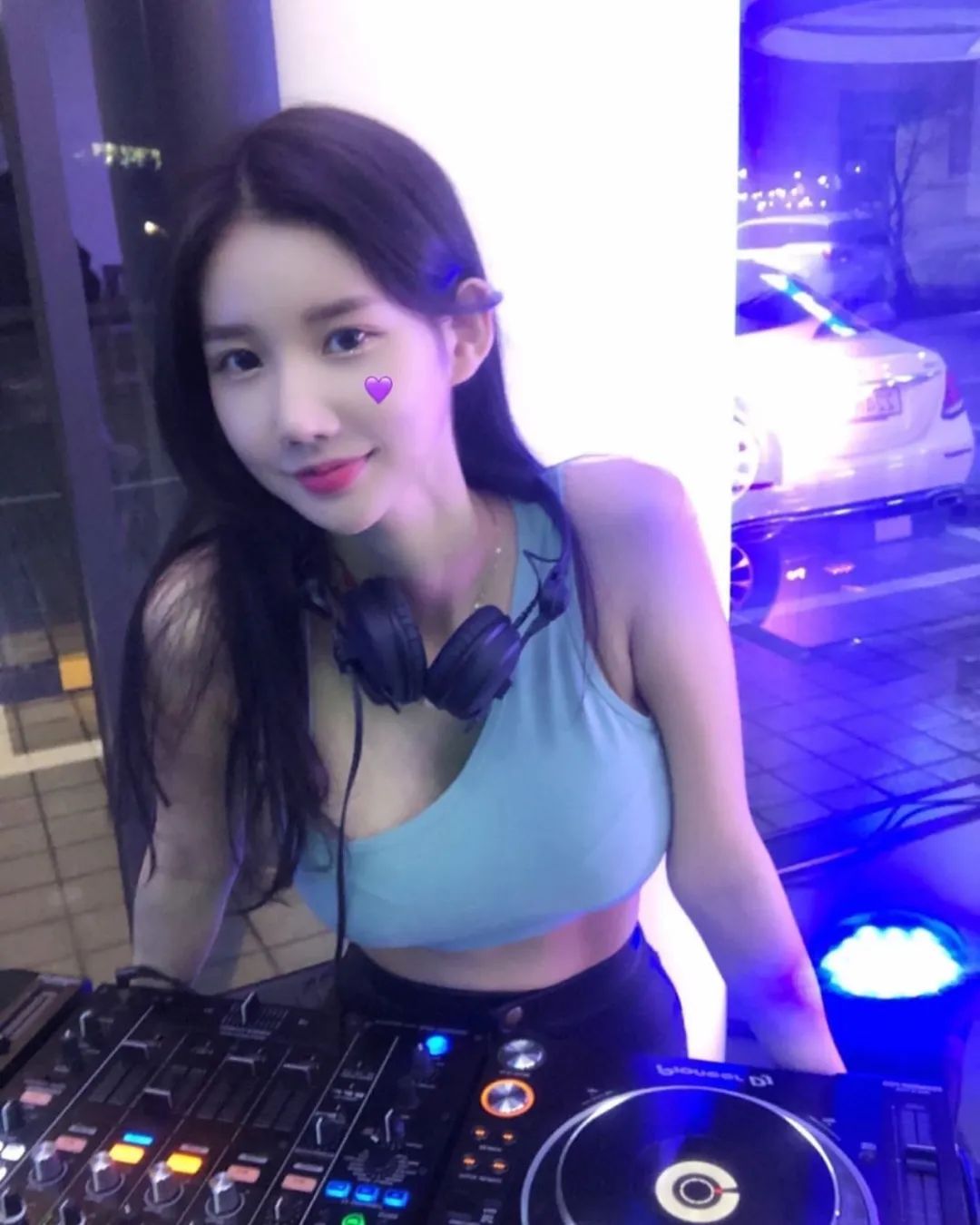 INS美女|韩国纯欲风DJ Miu，清纯面容性感图片集 Facebook-第1张