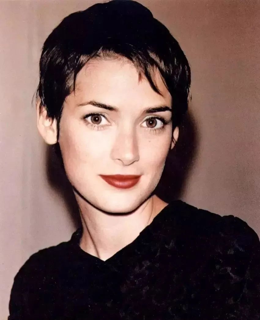 Winona Ryder 年轻时有多美，男神收割机 | 《怪奇物语》男主妈妈 Facebook-第14张