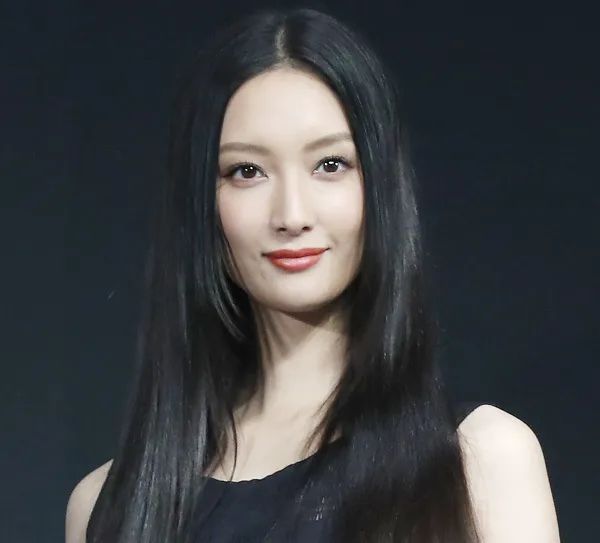 日本女明星小脸排名TOP10！第一名脸还没有口罩大 榜单-第8张