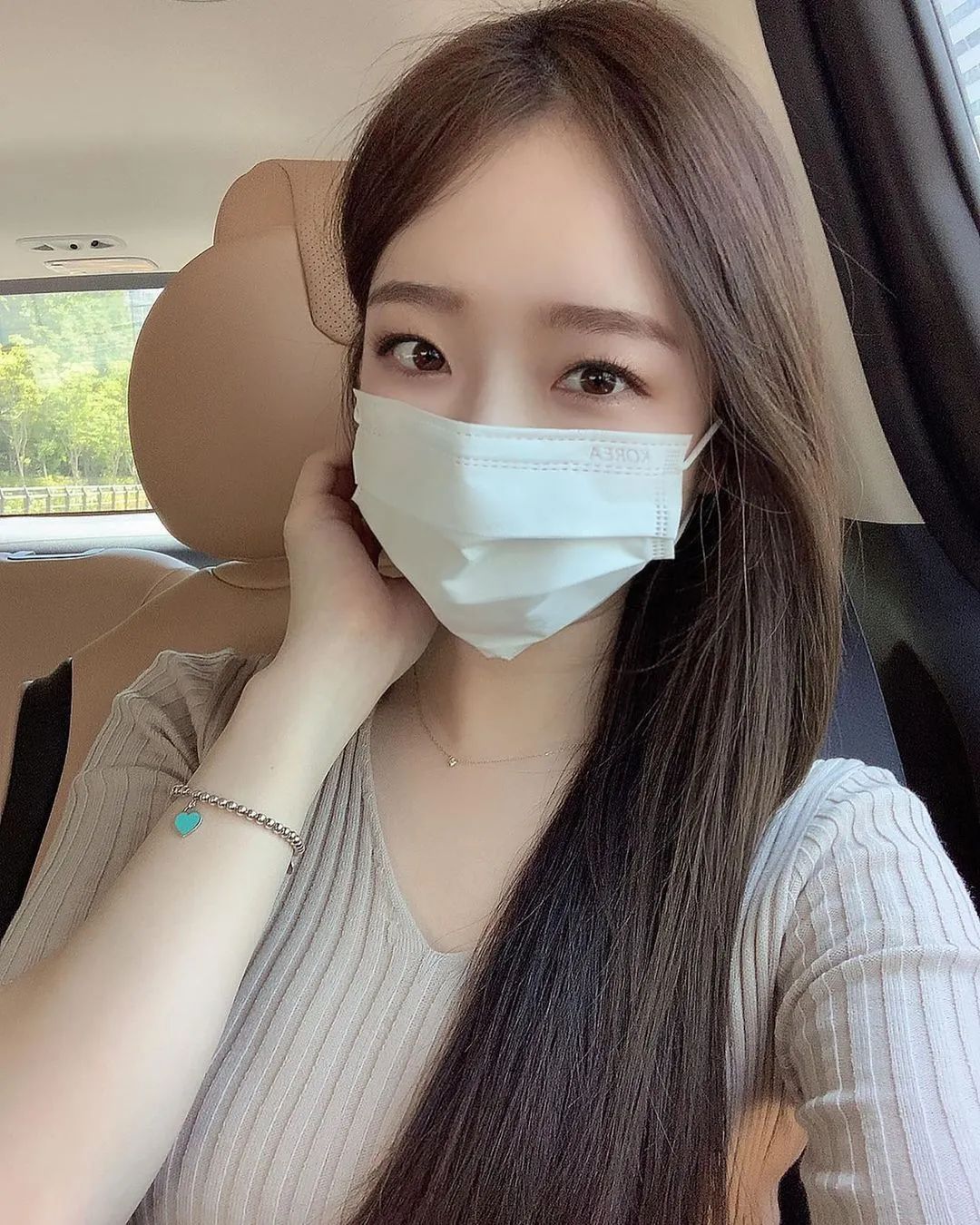 穿搭风格回头率满分的老板娘「p_yeonjung」 Facebook-第10张